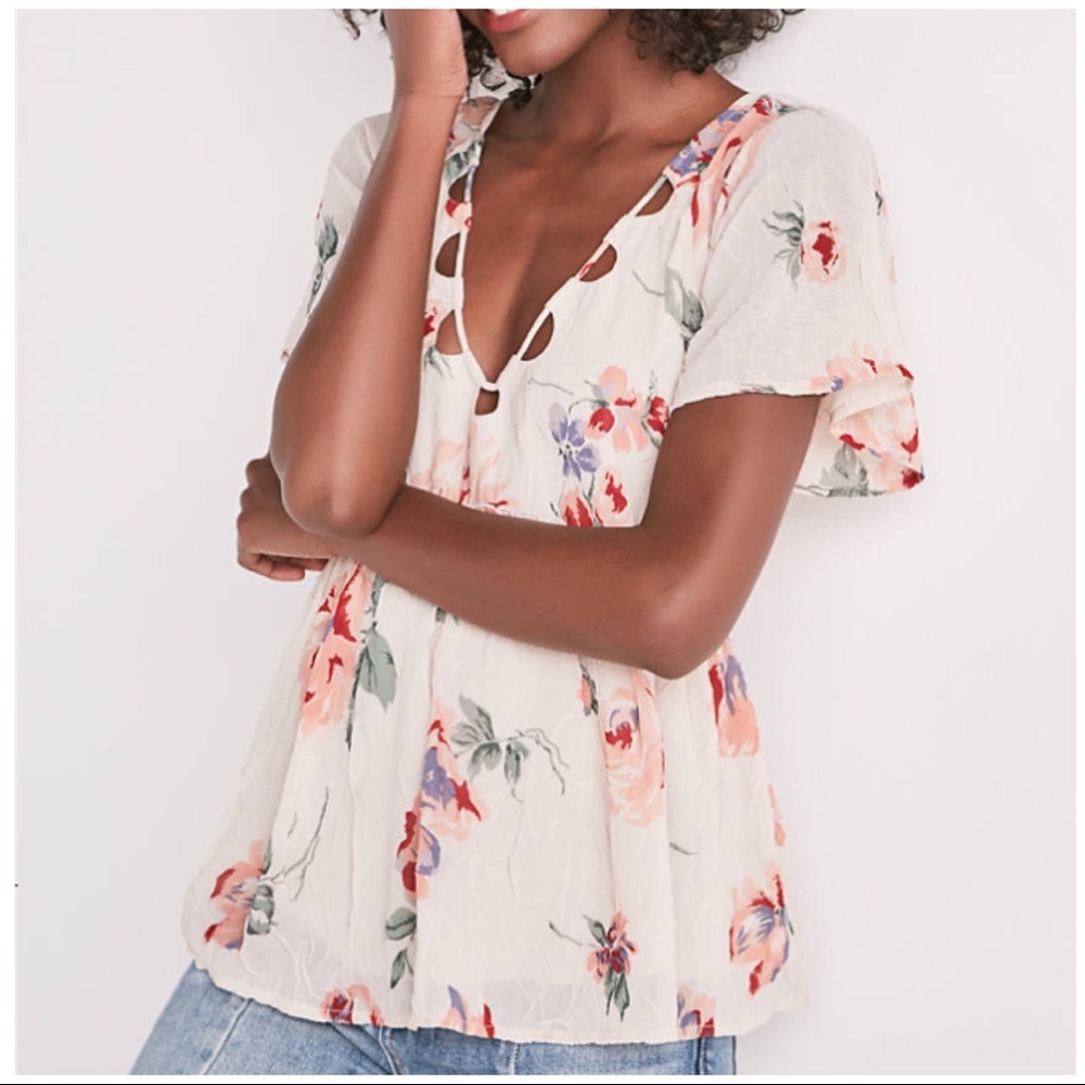 NWOT Lucky Brand Floral Flutter Top Small